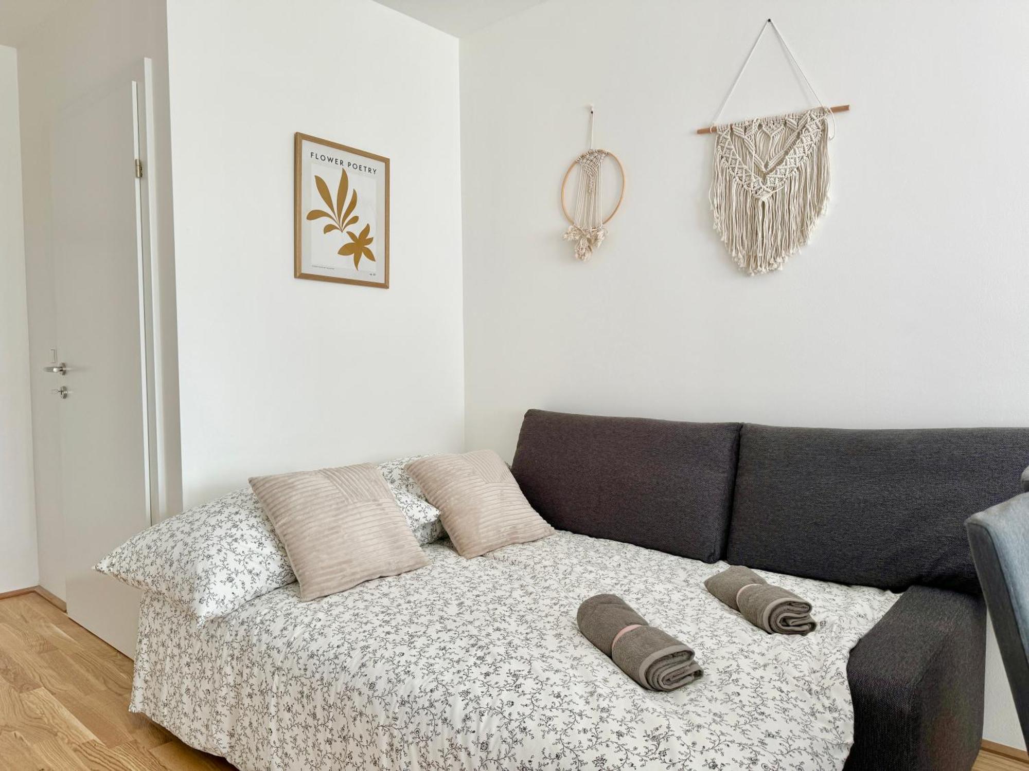 Apartment Modern Premium With Balcony