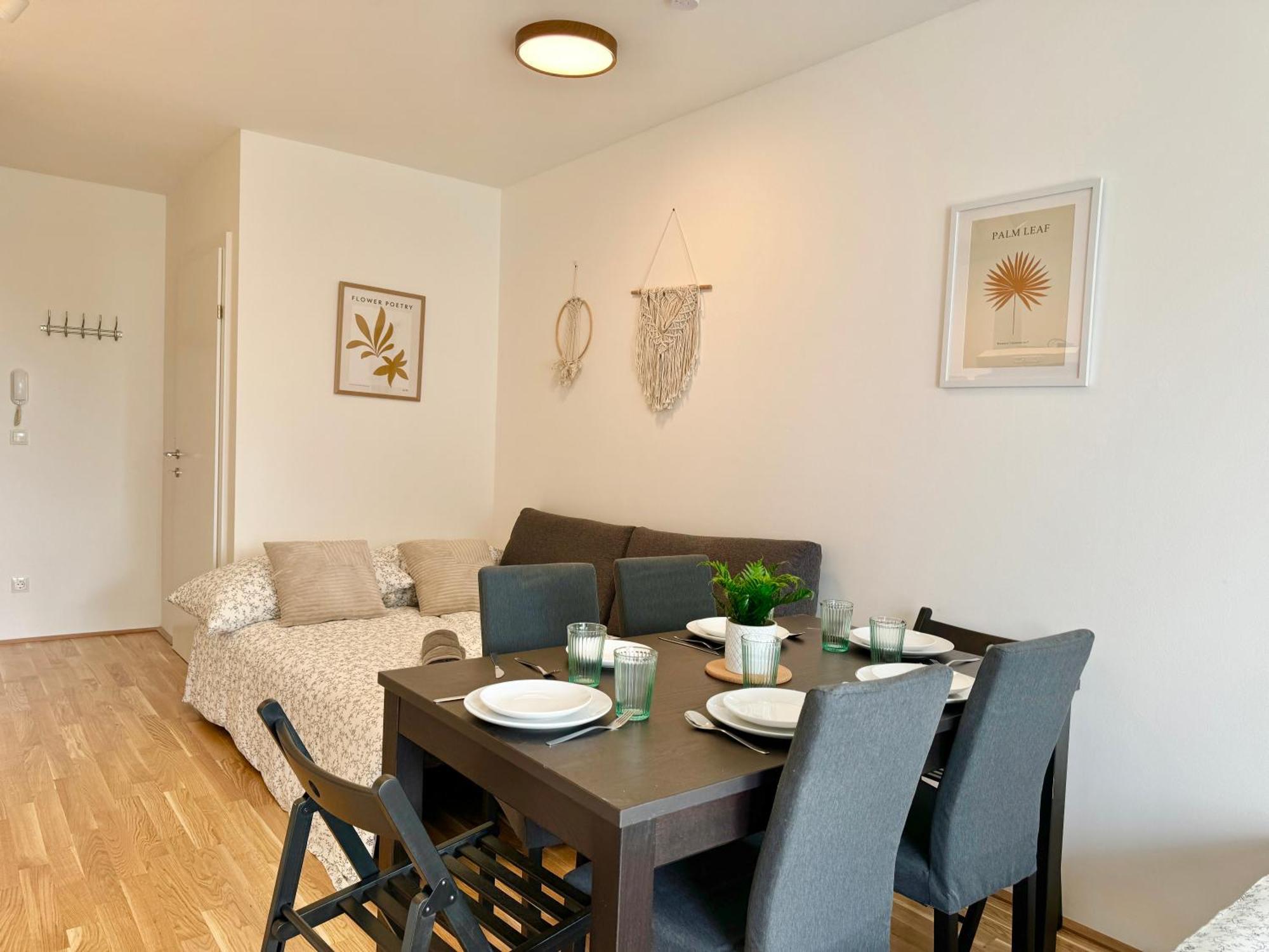 Apartment Modern Premium With Balcony