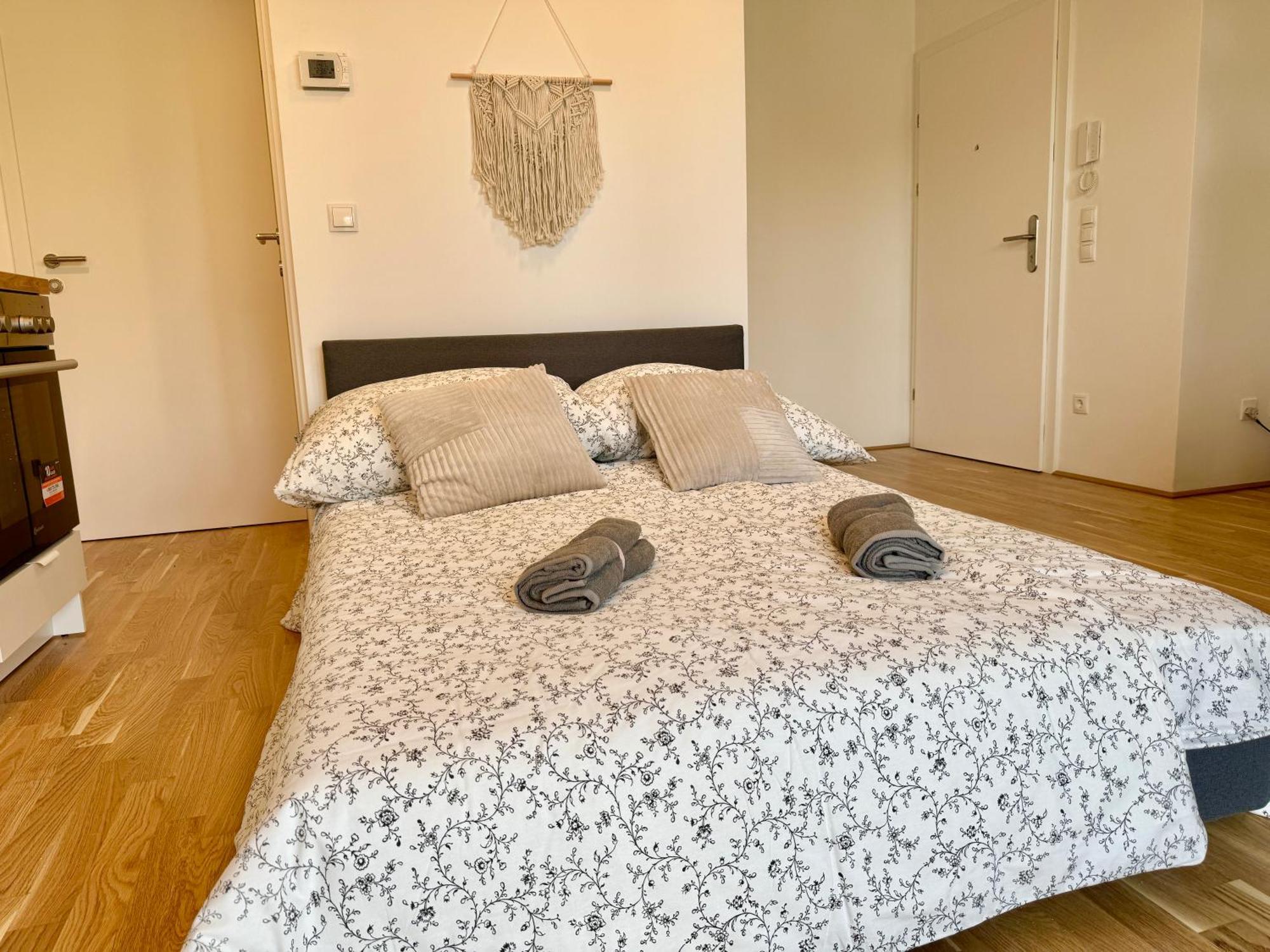 Apartment Modern Premium With Balcony Wien